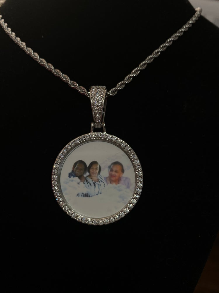 Engraved Icy Photo Pendant
