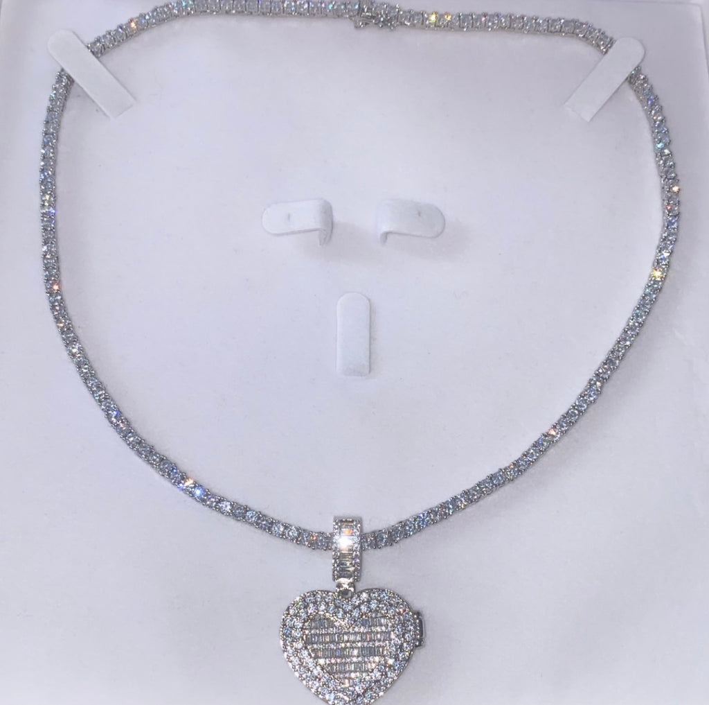 Icy Locket Heart Photo Pendant - Rope